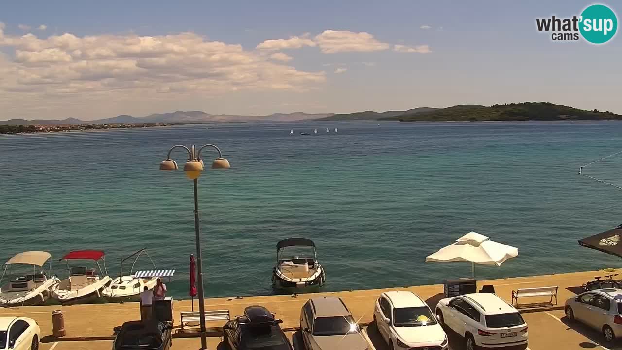Vodice – plaža „Hangar“