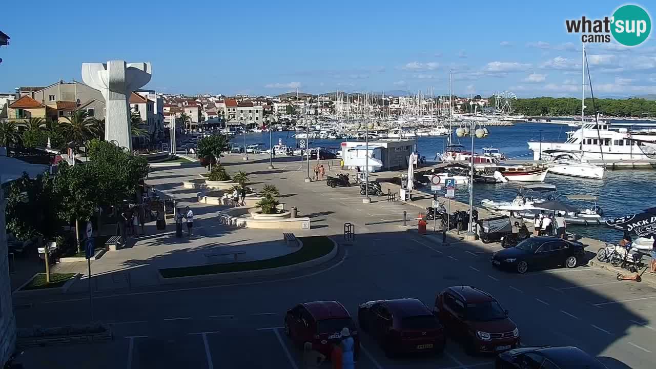 Vodice – plaža „Hangar“