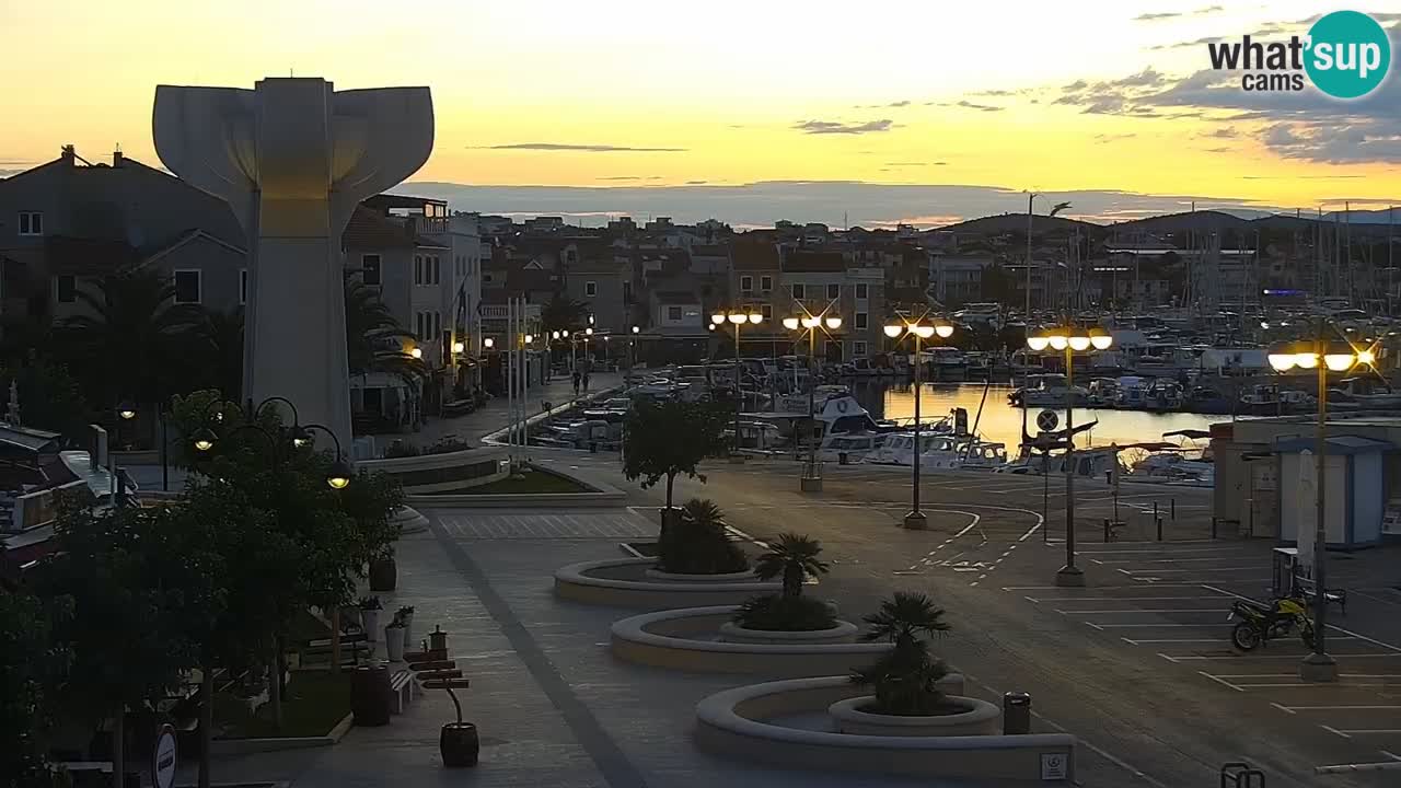 Vodice spletna kamera – marina in riva