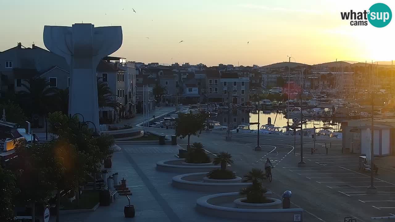 Vodice spletna kamera – marina in riva