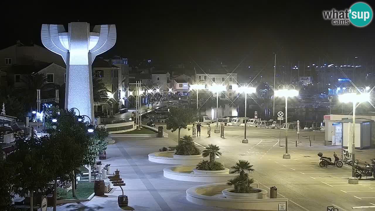 Vodice spletna kamera – marina in riva