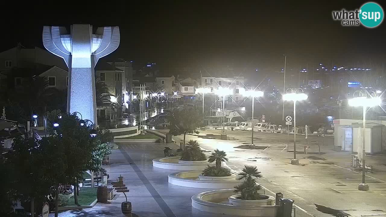 Vodice spletna kamera – marina in riva