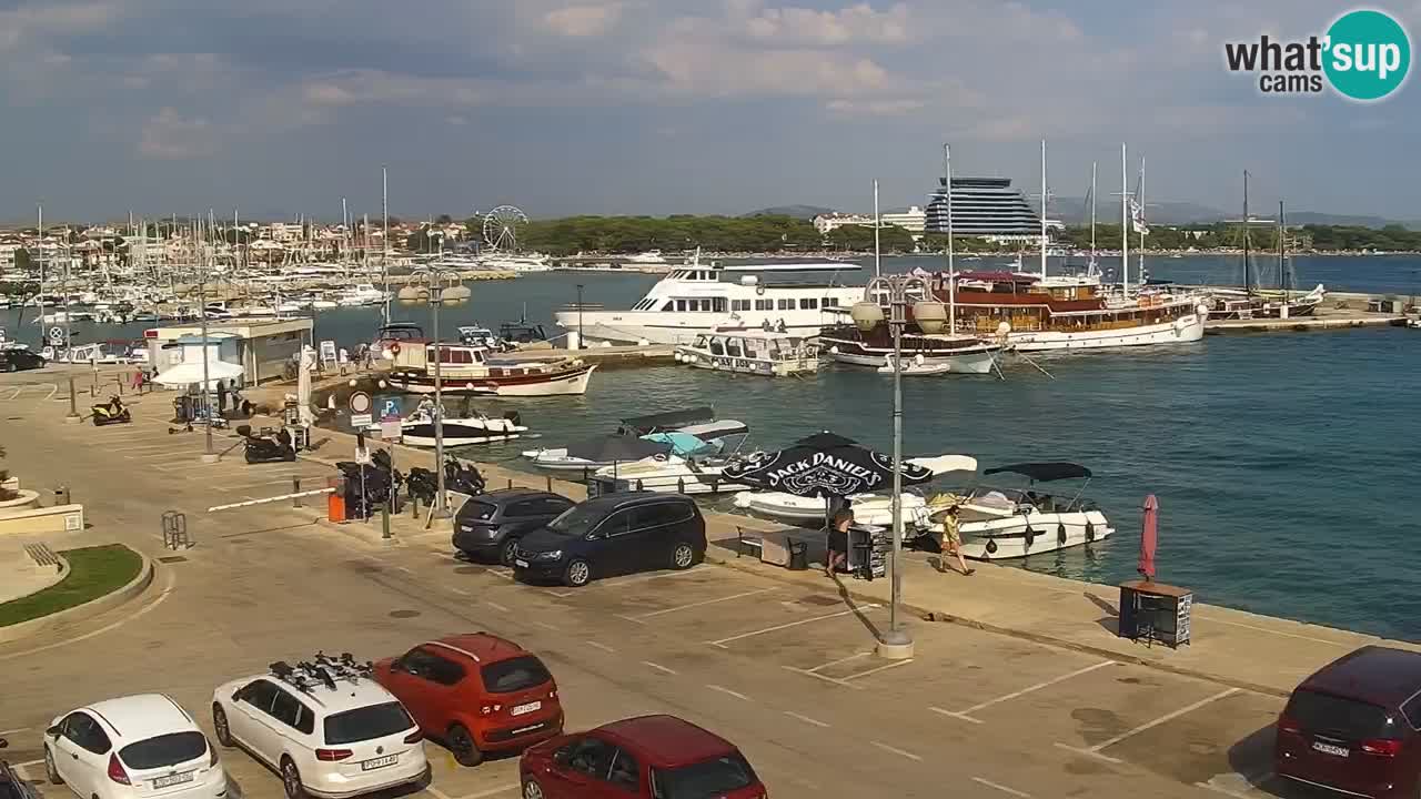 Vodice spletna kamera – marina in riva