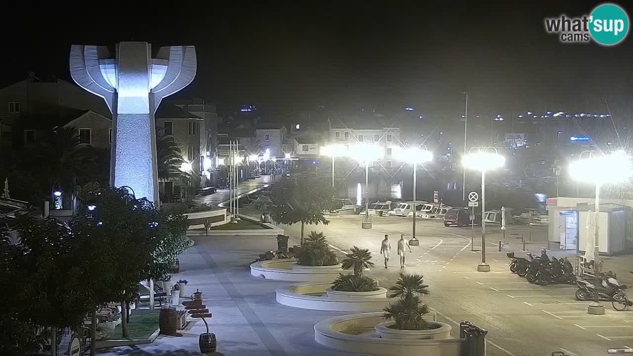 Vodice spletna kamera – marina in riva