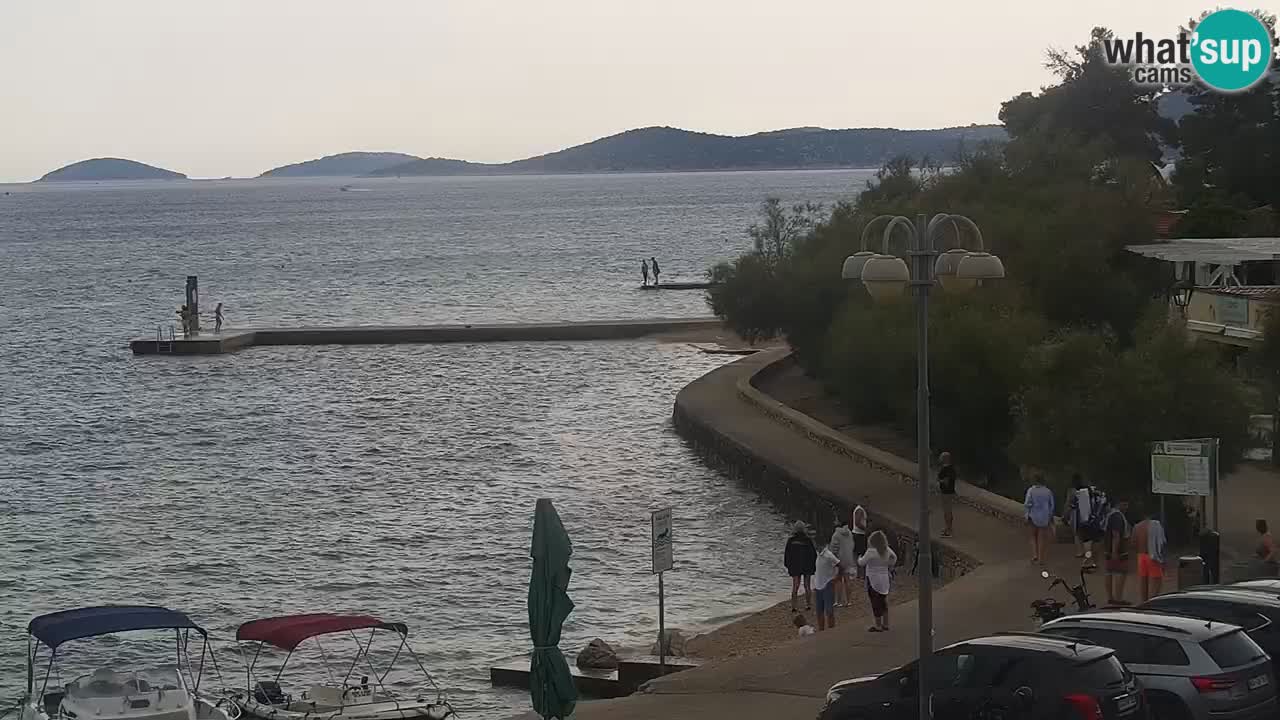 Vodice spletna kamera – marina in riva