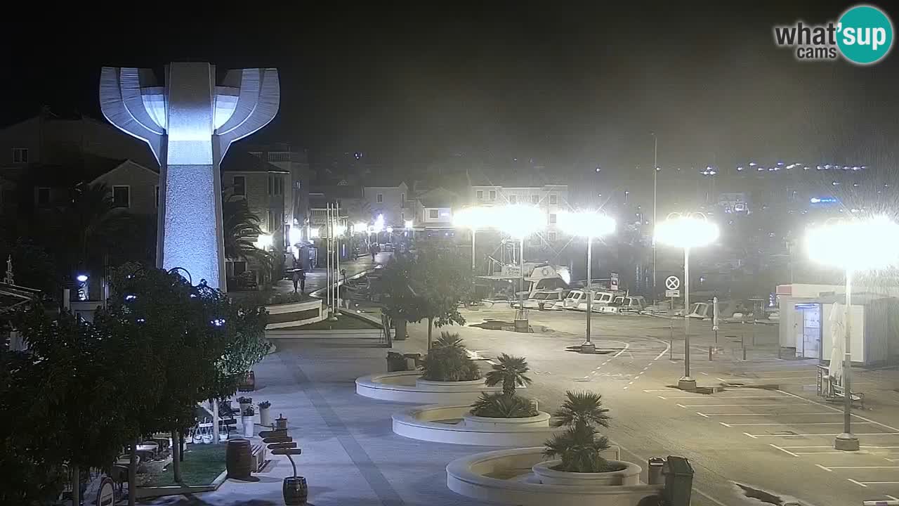 Vodice spletna kamera – marina in riva