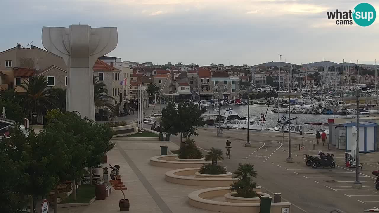 Vodice web kamera – marina i riva
