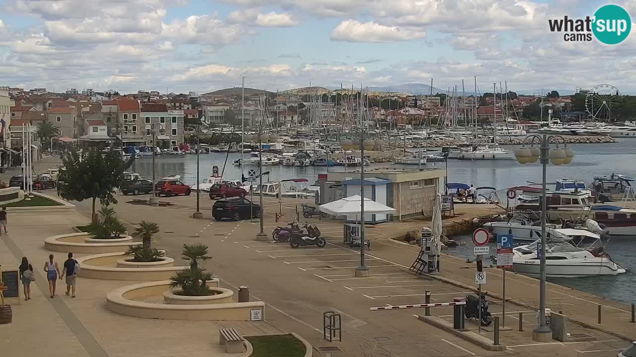Vodice spletna kamera – marina in riva
