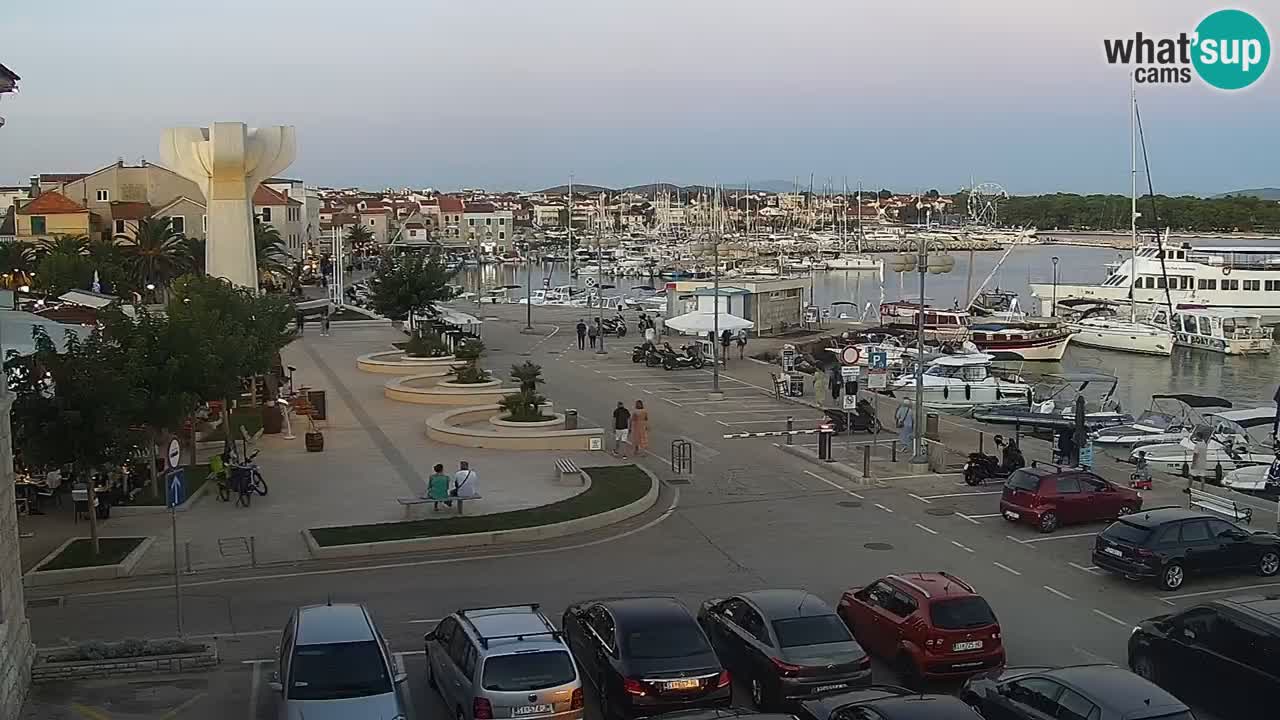 Vodice spletna kamera – marina in riva