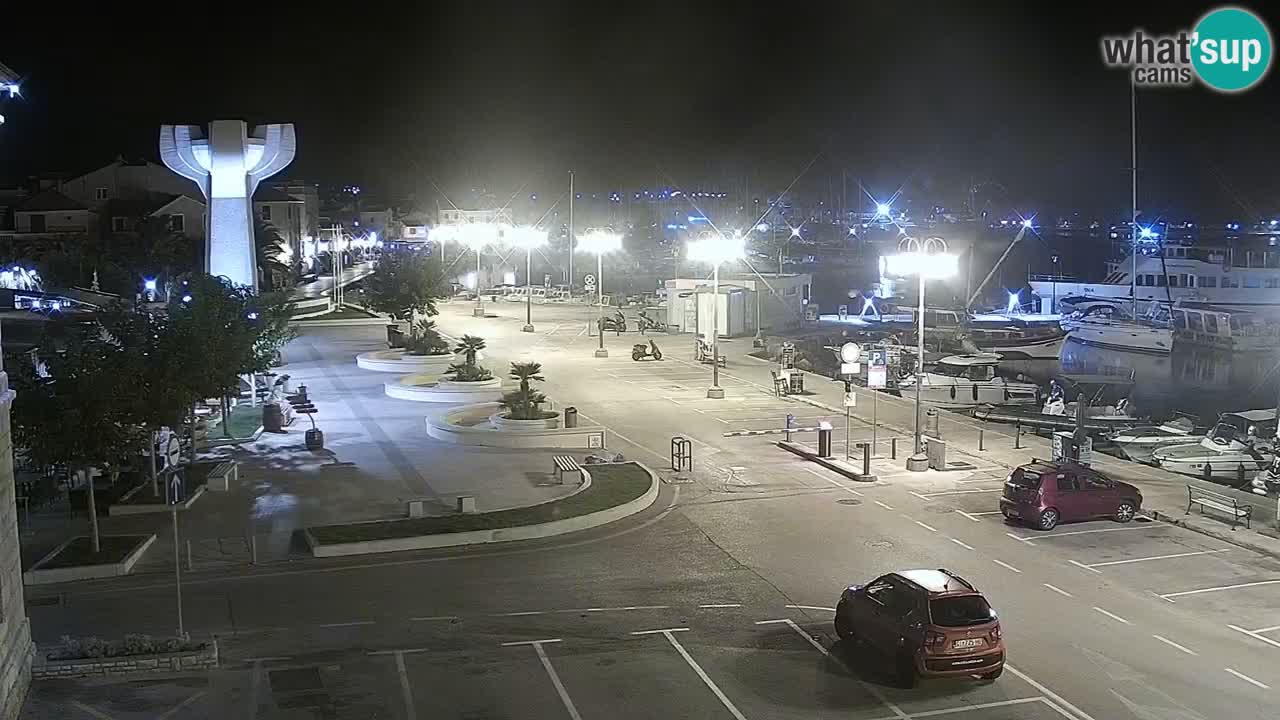 Vodice spletna kamera – marina in riva