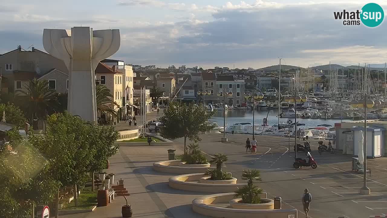 Vodice spletna kamera – marina in riva