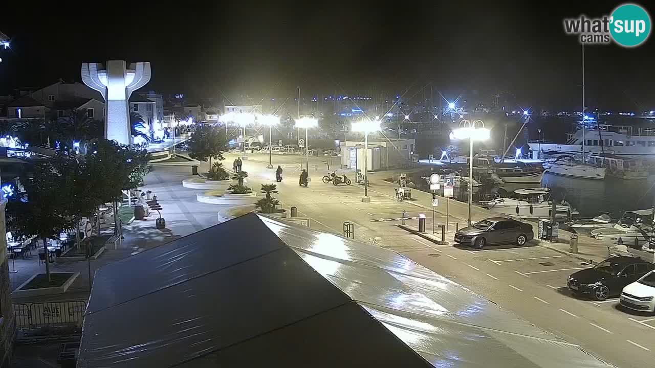 Vodice spletna kamera – marina in riva
