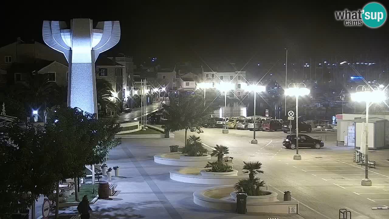 Vodice spletna kamera – marina in riva