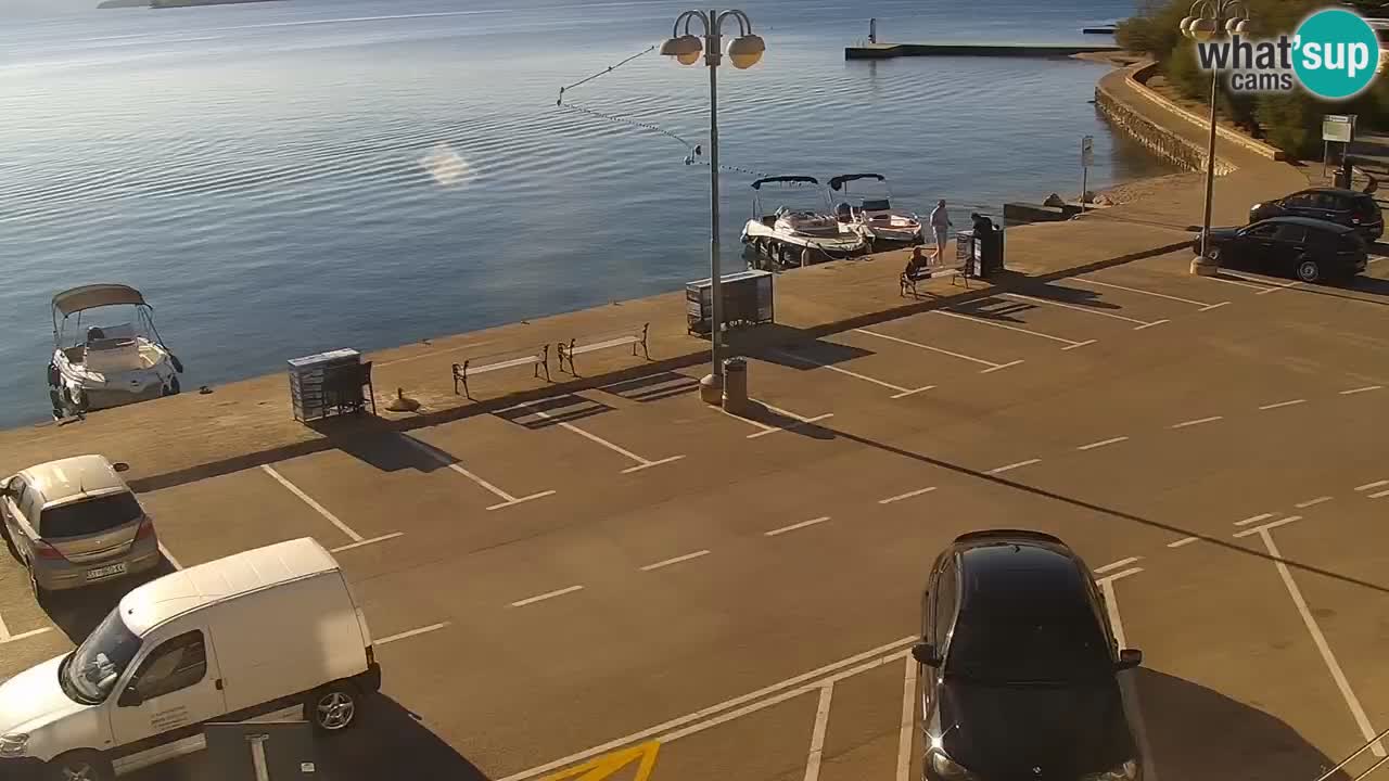Vodice spletna kamera – marina in riva