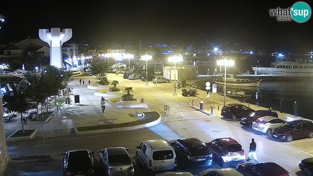 Vodice spletna kamera – marina in riva