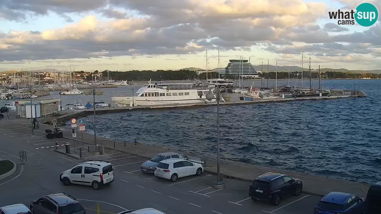 Vodice spletna kamera – marina in riva