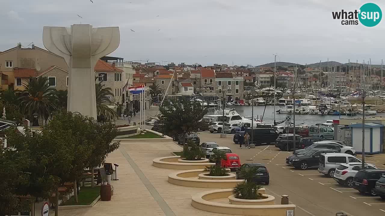 Vodice spletna kamera – marina in riva
