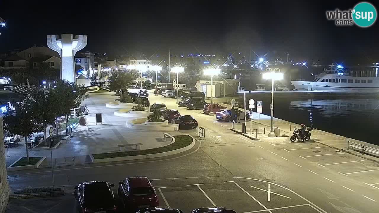 Vodice spletna kamera – marina in riva