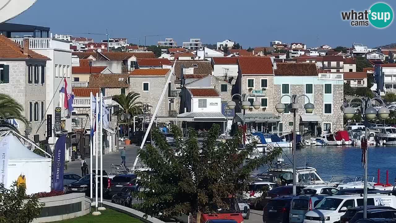 Vodice spletna kamera – marina in riva