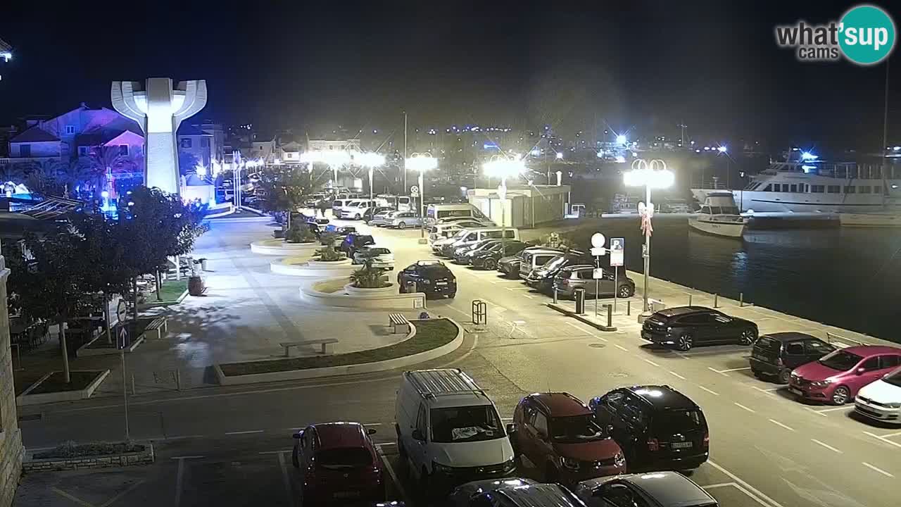 Vodice spletna kamera – marina in riva