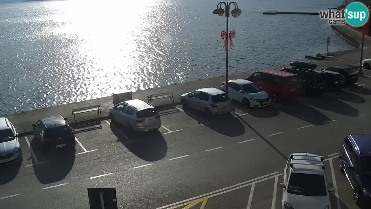 Vodice spletna kamera – marina in riva
