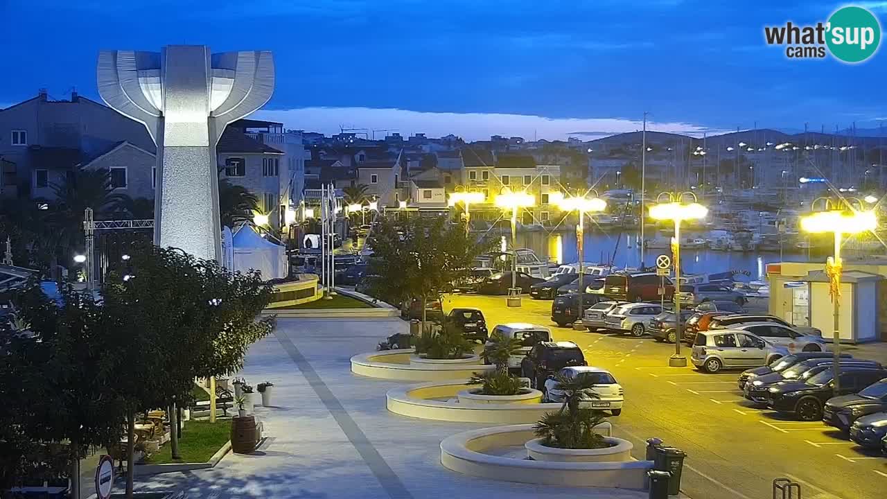 Vodice spletna kamera – marina in riva
