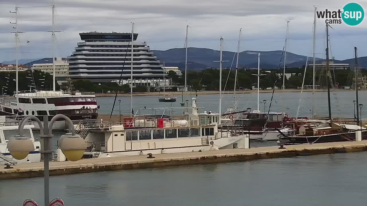 Vodice spletna kamera – marina in riva