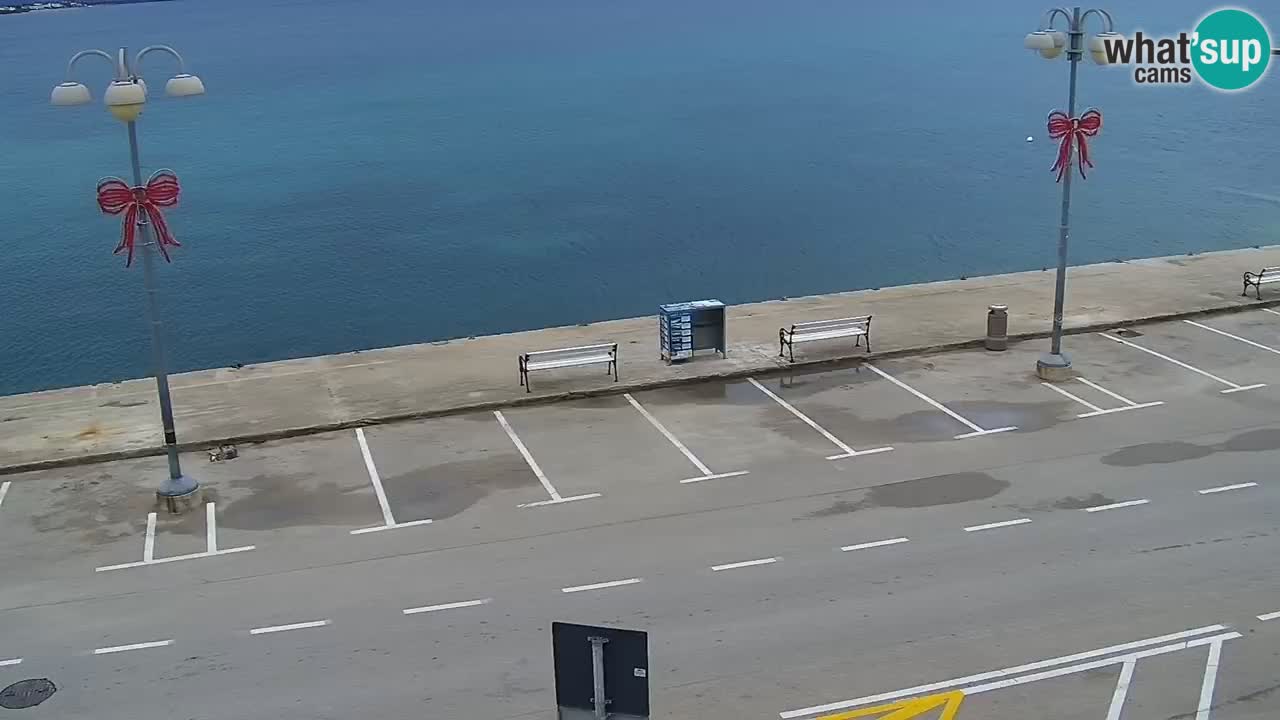 Vodice spletna kamera – marina in riva