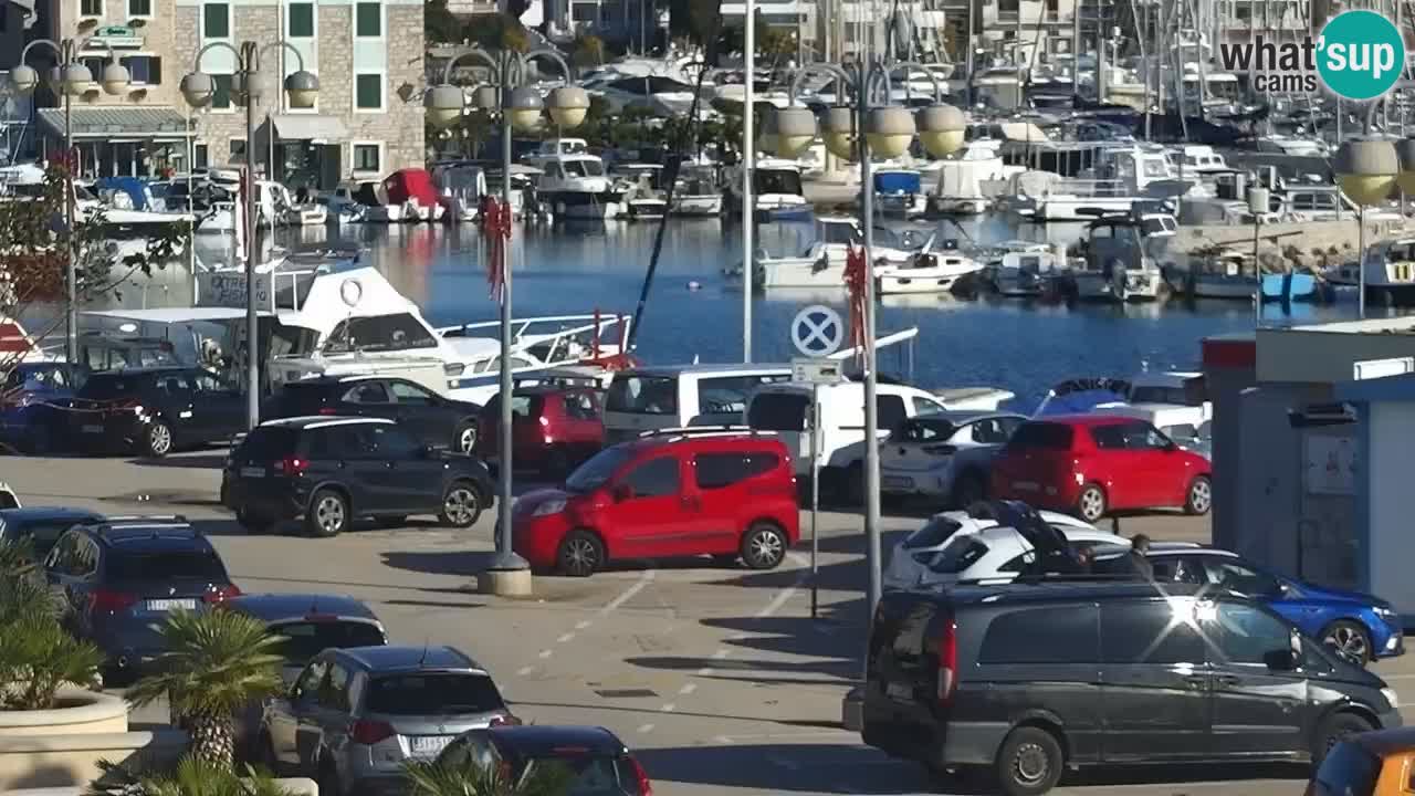 Vodice spletna kamera – marina in riva