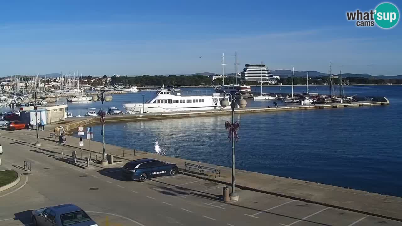 Vodice spletna kamera – marina in riva