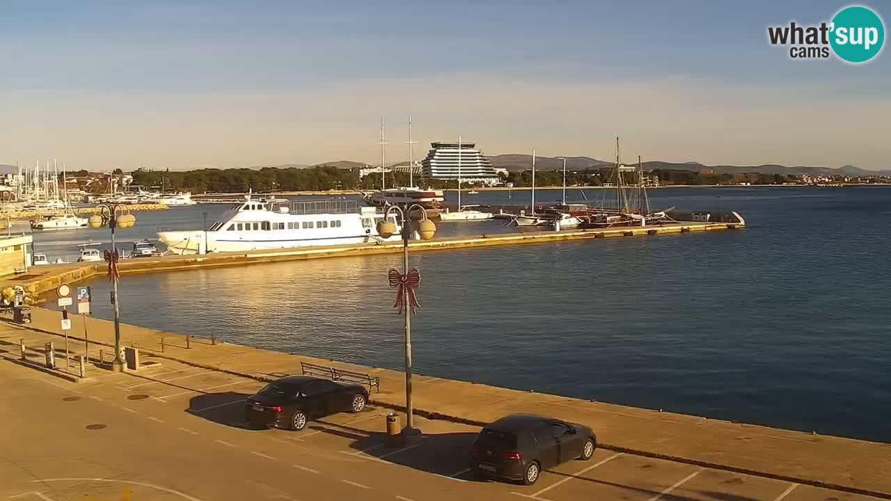 Vodice spletna kamera – marina in riva