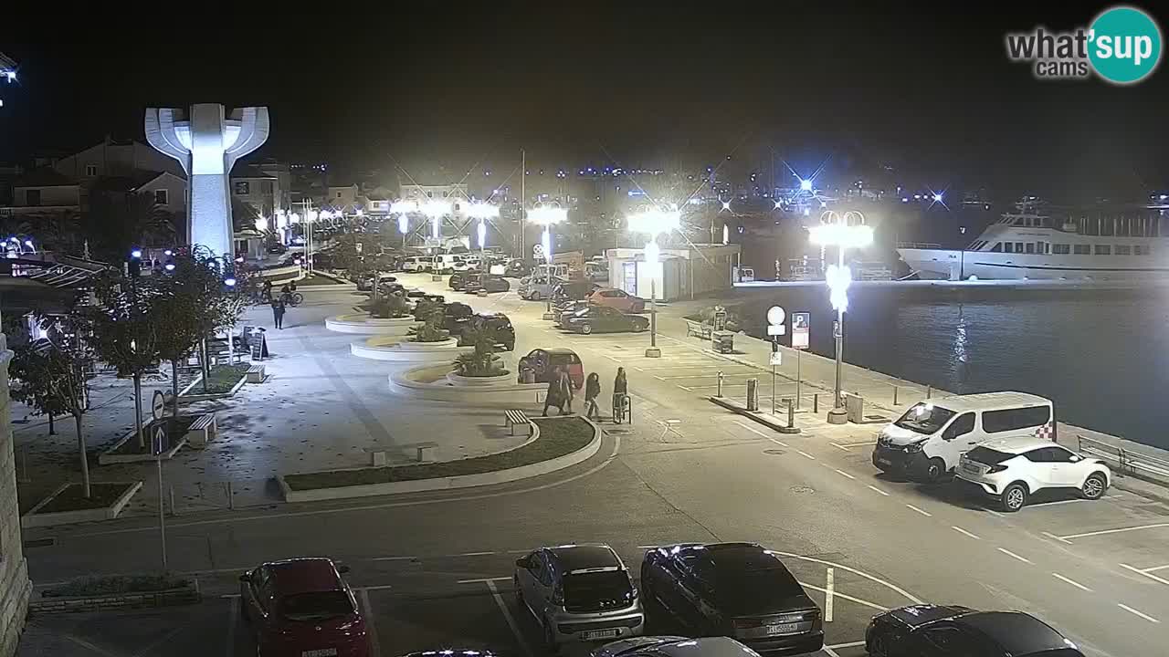 Vodice spletna kamera – marina in riva