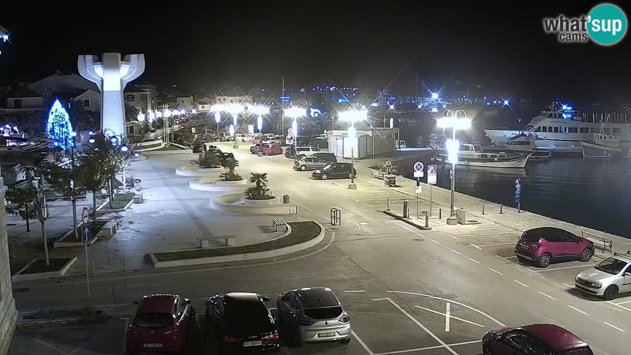 Vodice spletna kamera – marina in riva