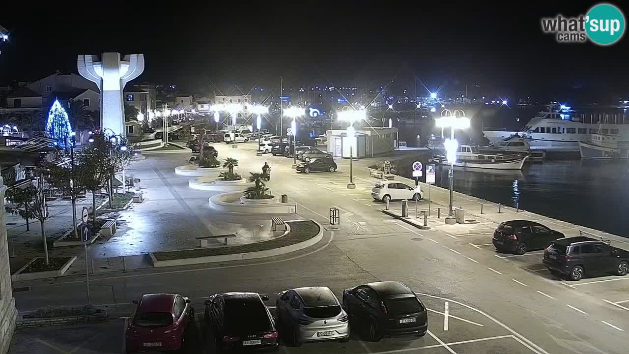 Vodice spletna kamera – marina in riva