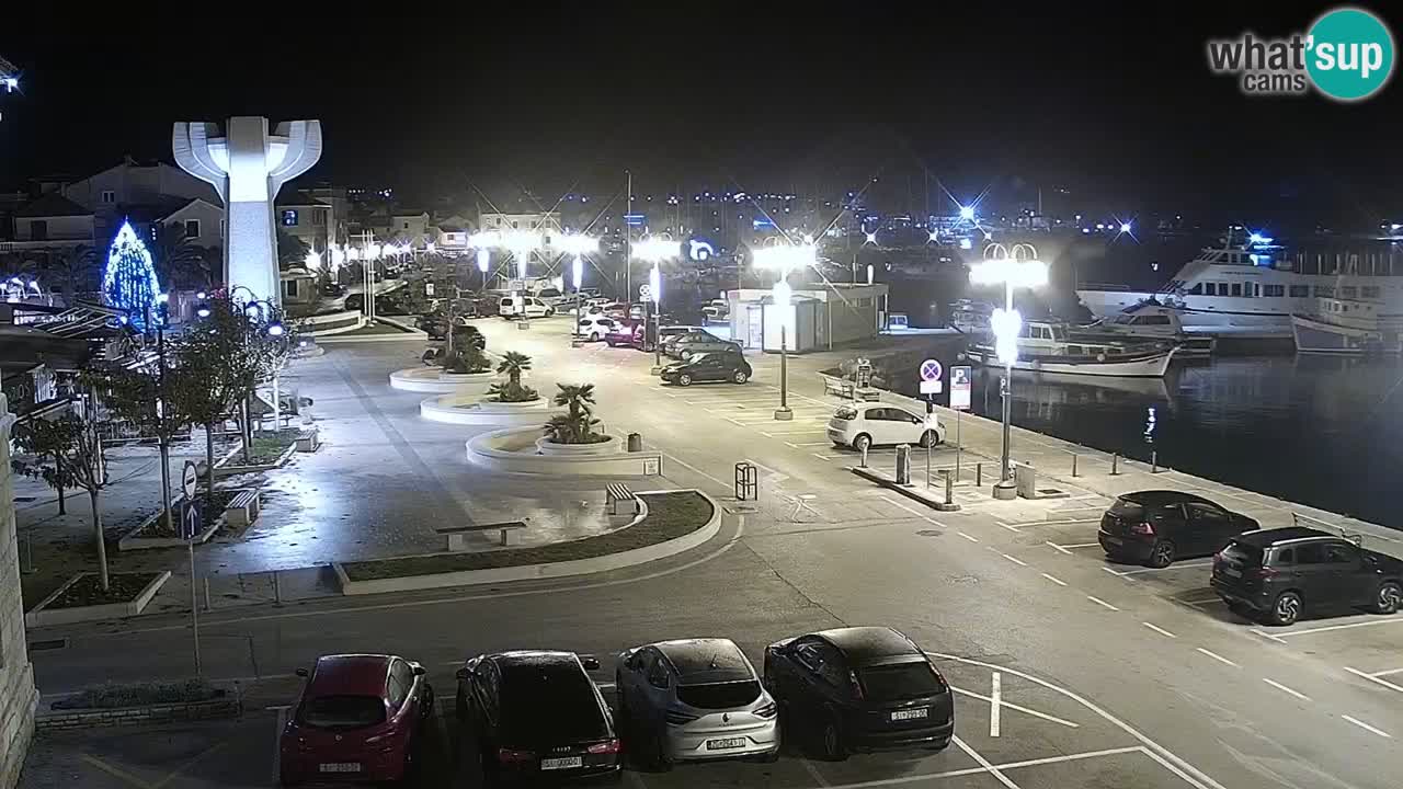 Vodice spletna kamera – marina in riva