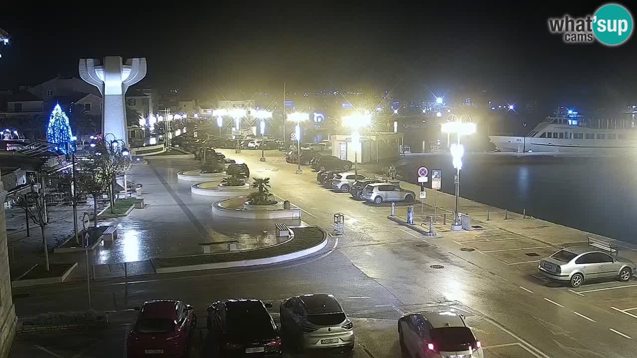 Vodice spletna kamera – marina in riva