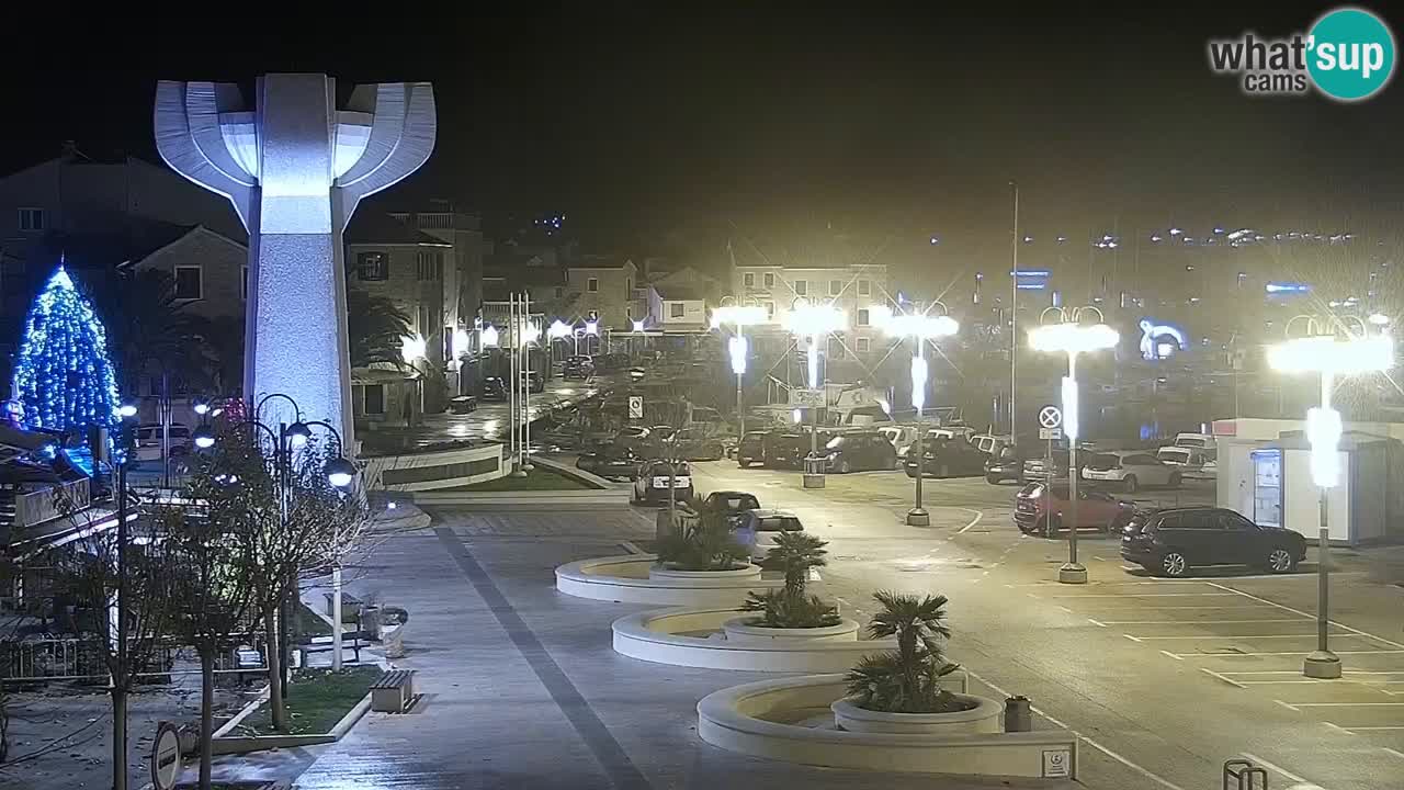 Vodice spletna kamera – marina in riva