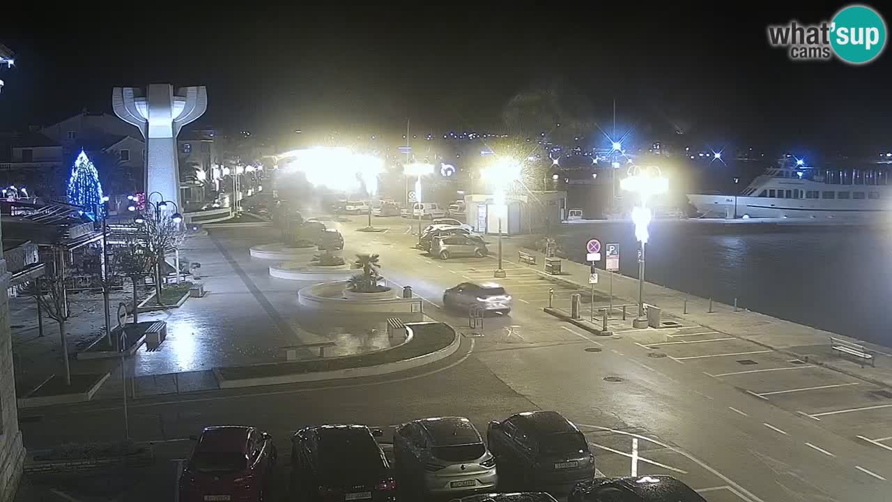 Vodice spletna kamera – marina in riva