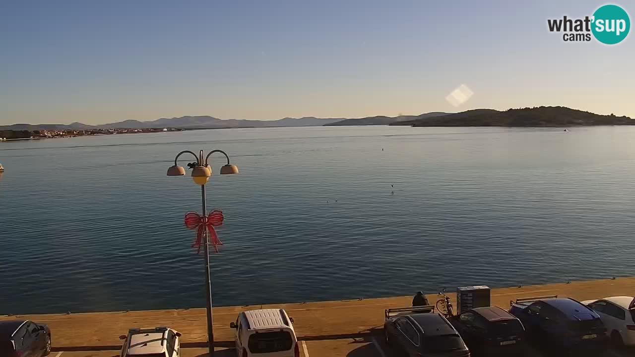 Vodice spletna kamera – marina in riva