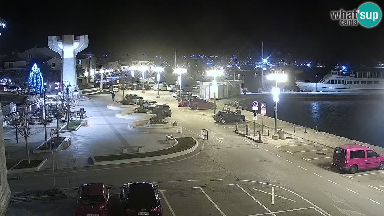 Vodice spletna kamera – marina in riva