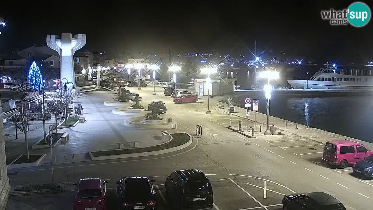 Vodice spletna kamera – marina in riva