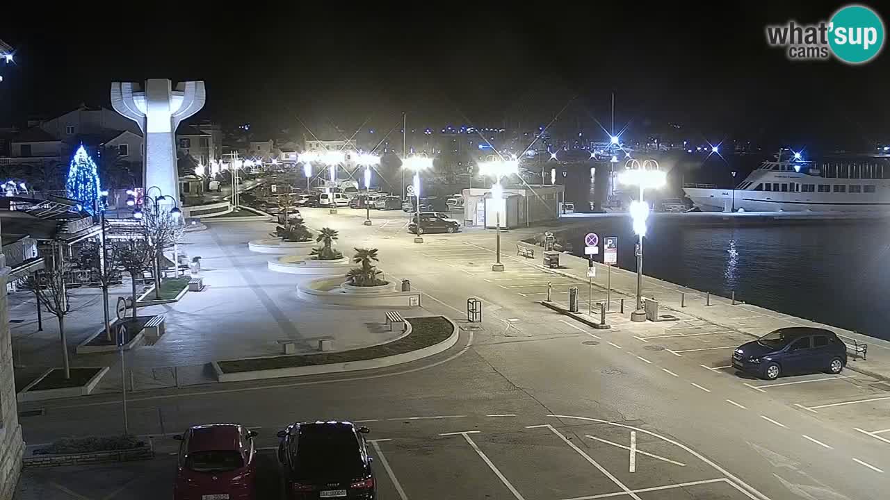 Vodice spletna kamera – marina in riva