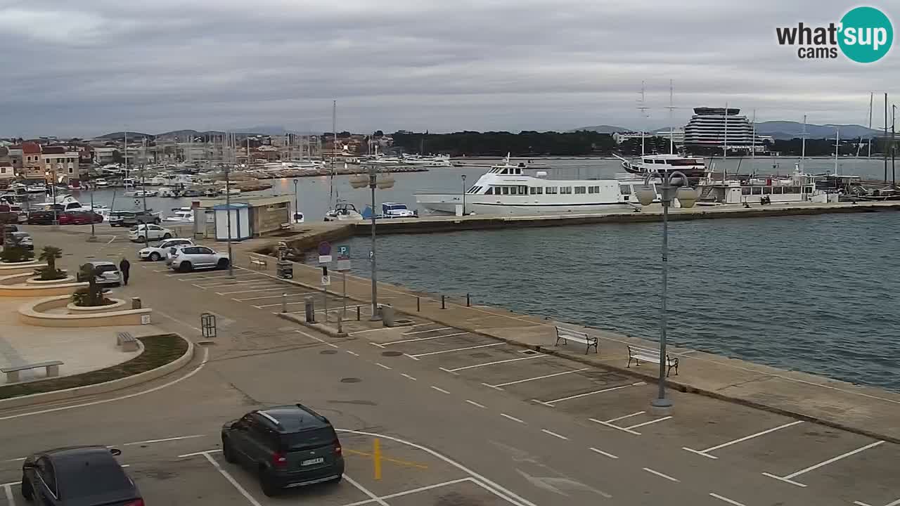 Vodice spletna kamera – marina in riva