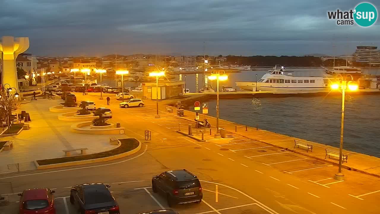 Vodice spletna kamera – marina in riva