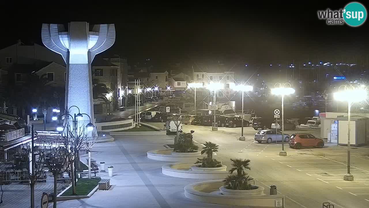 Vodice spletna kamera – marina in riva