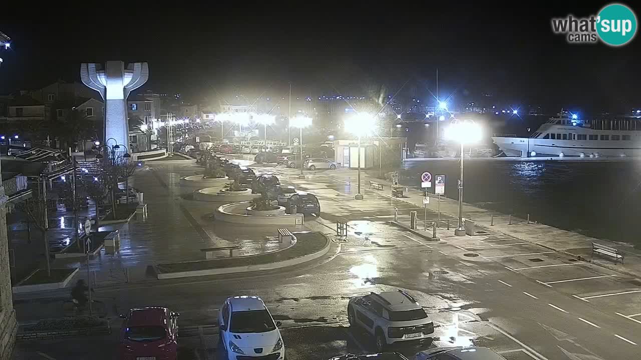 Vodice spletna kamera – marina in riva