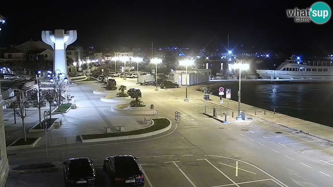 Vodice spletna kamera – marina in riva