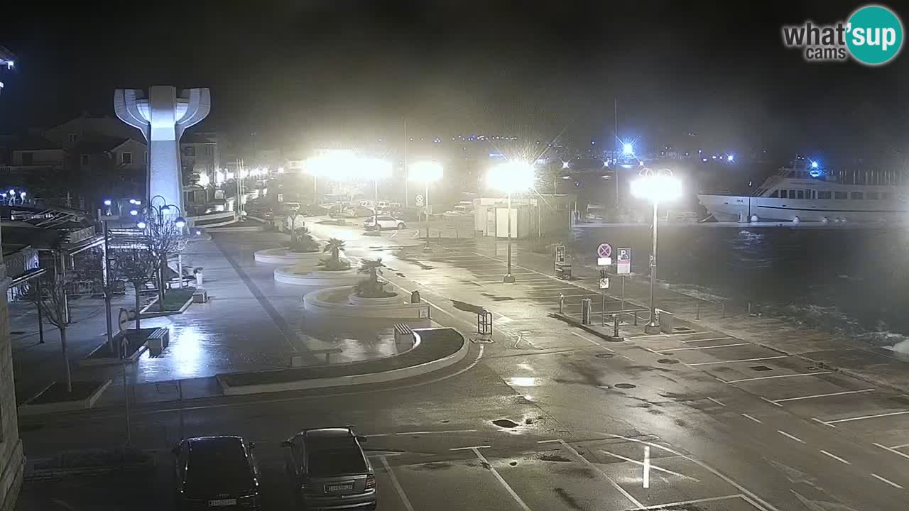 Vodice spletna kamera – marina in riva