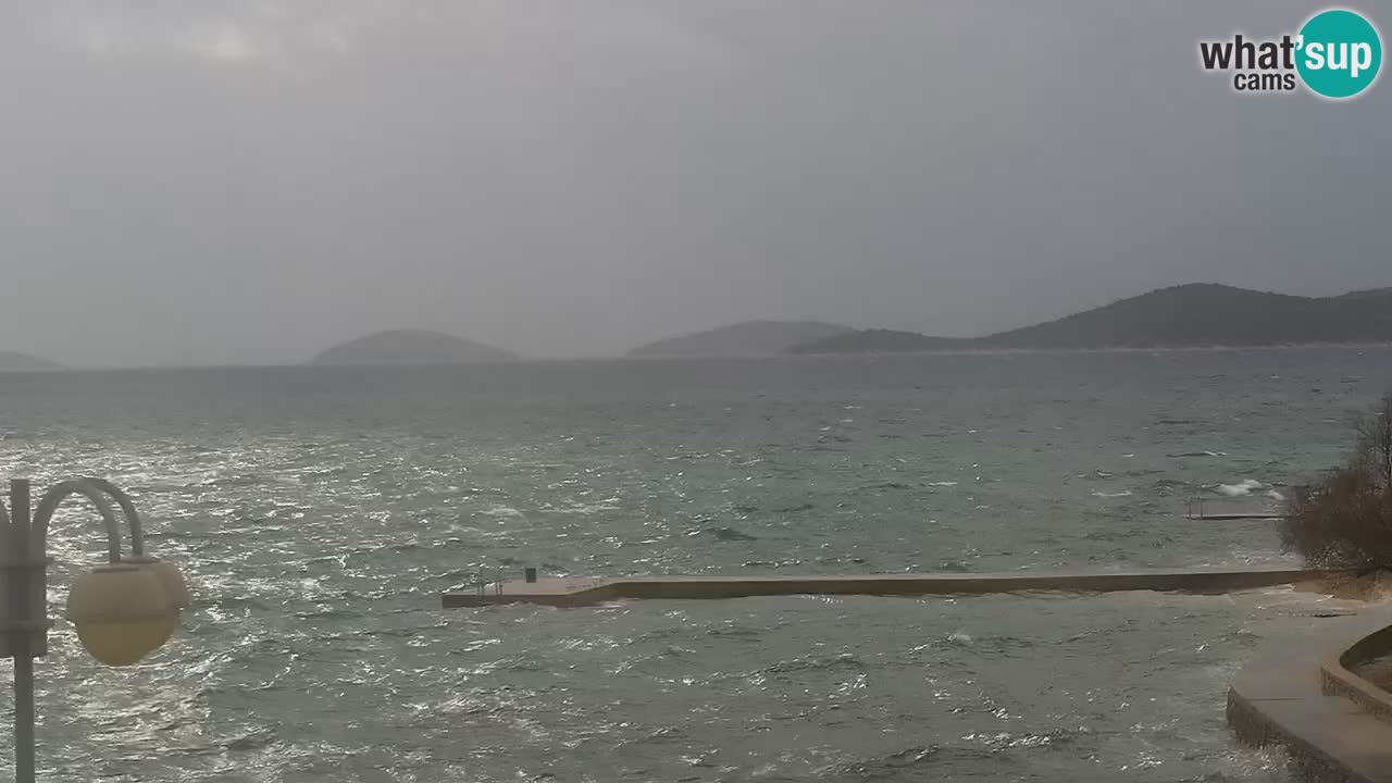 Vodice spletna kamera – marina in riva