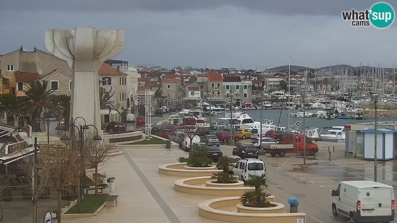 Vodice spletna kamera – marina in riva